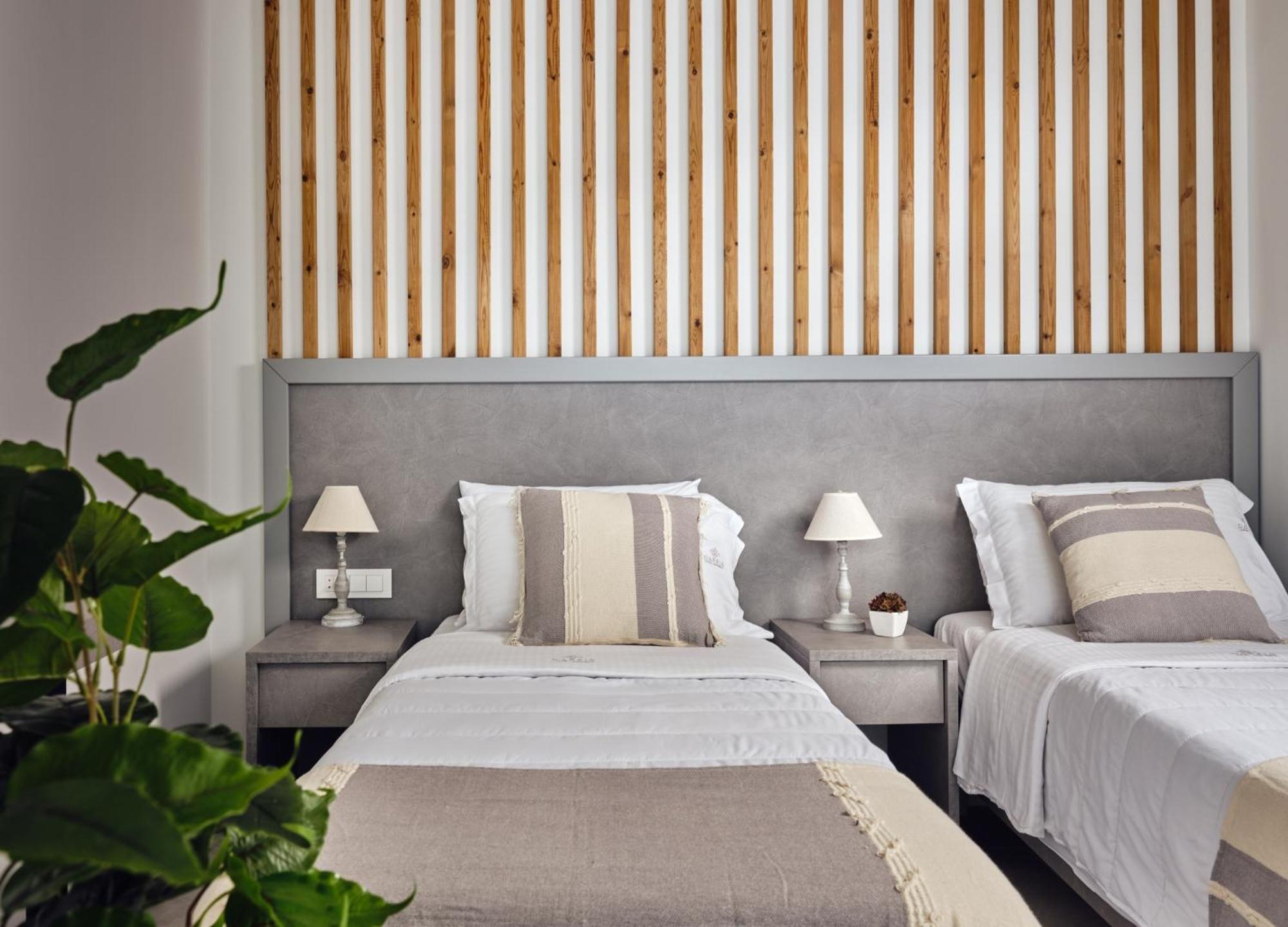 Dareia Suites Plános الغرفة الصورة